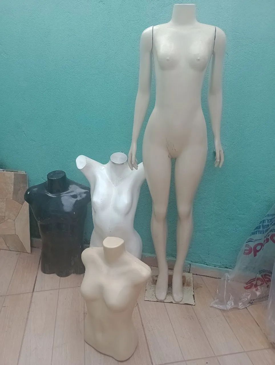 4 manequim 150 reais 