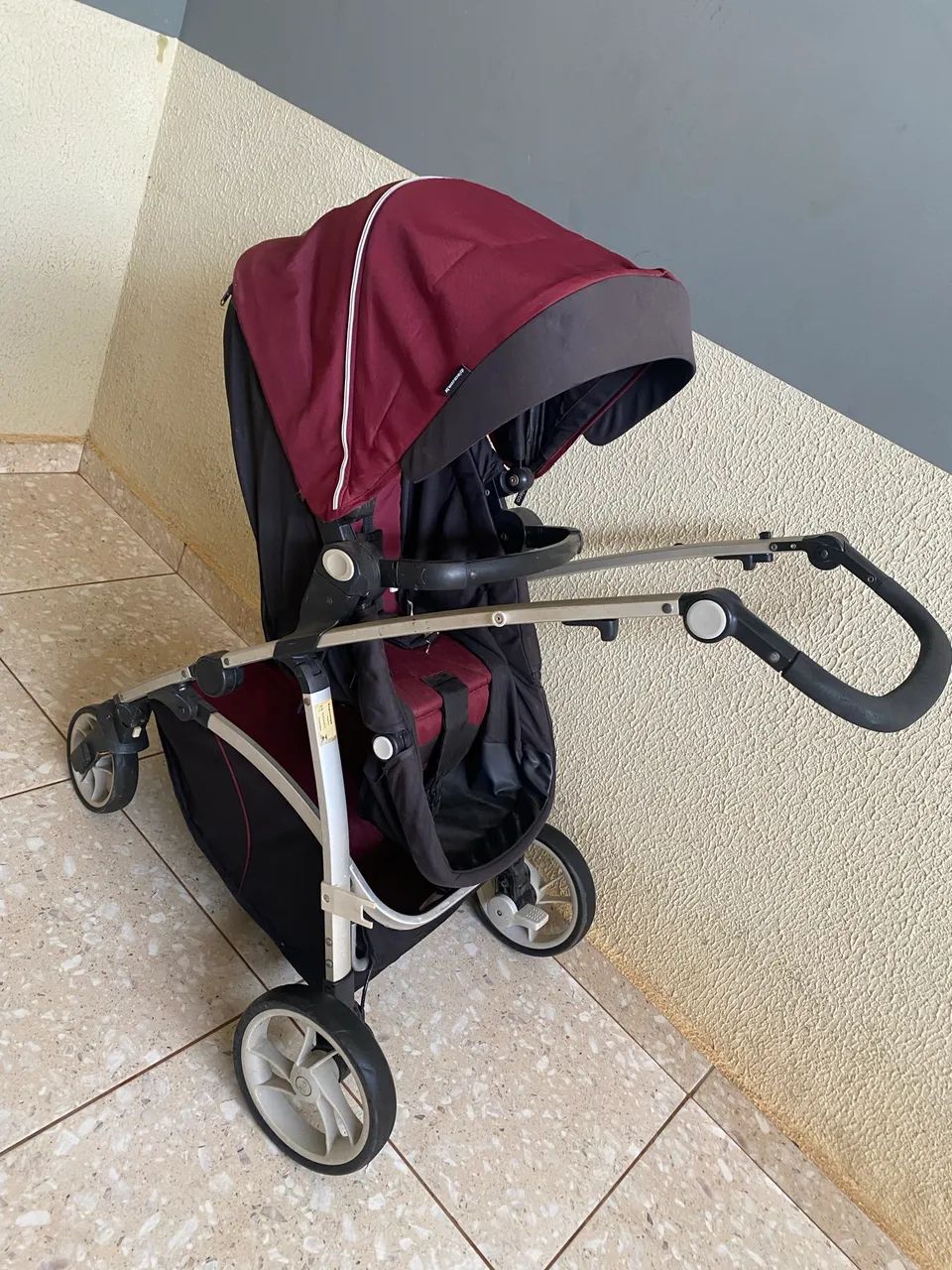 Vendo carrinho de bebê Moisés  - Foto 2