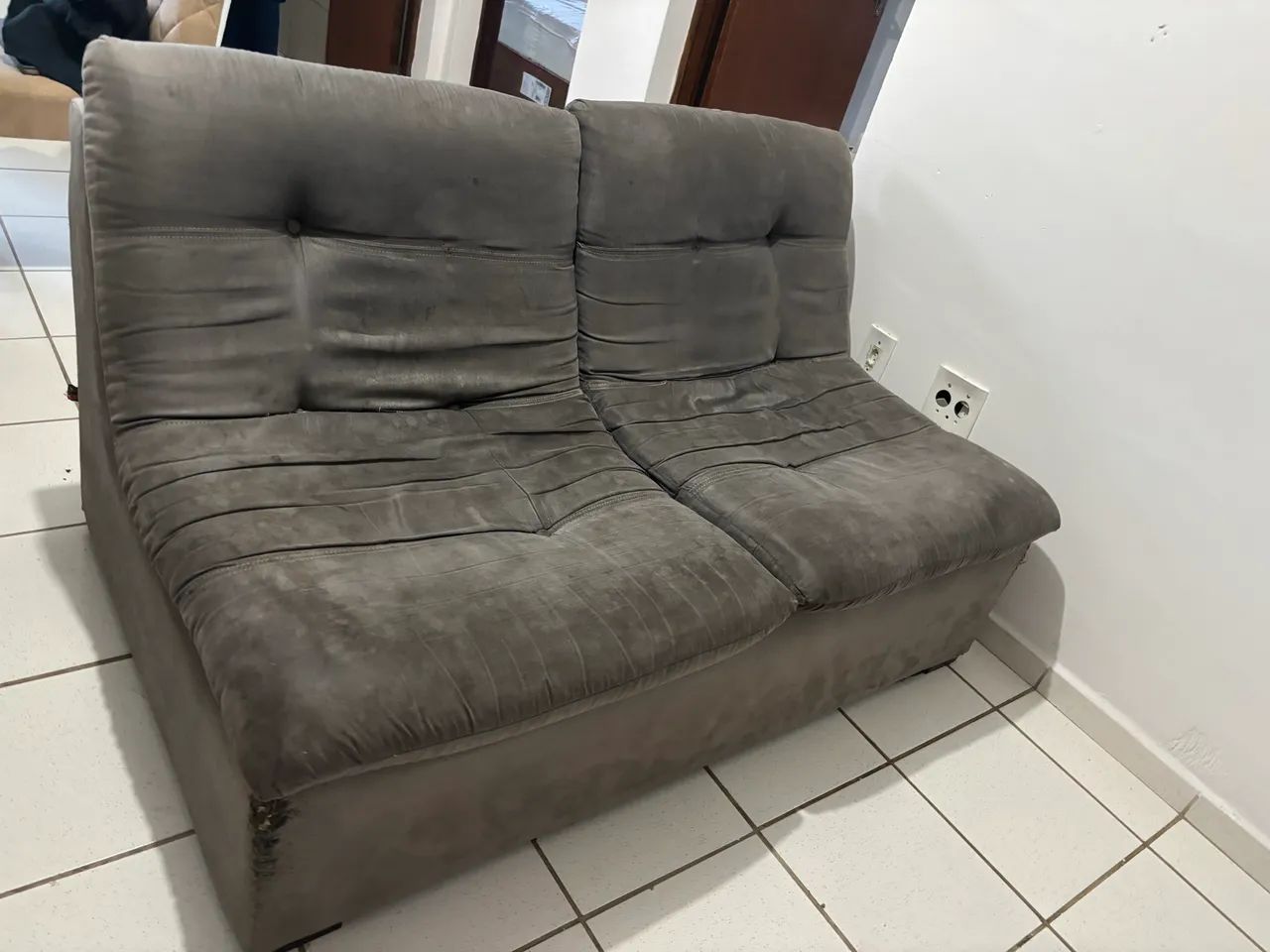 Sofá é completo