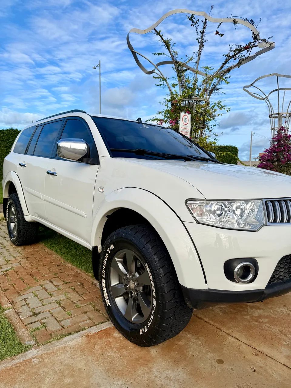 Mitsubishi Pajero Pajero DAKAR 3.2 4x4 T.I. Dies. 5p Aut. 2012