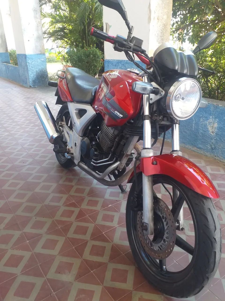 Twister 250 arrumada