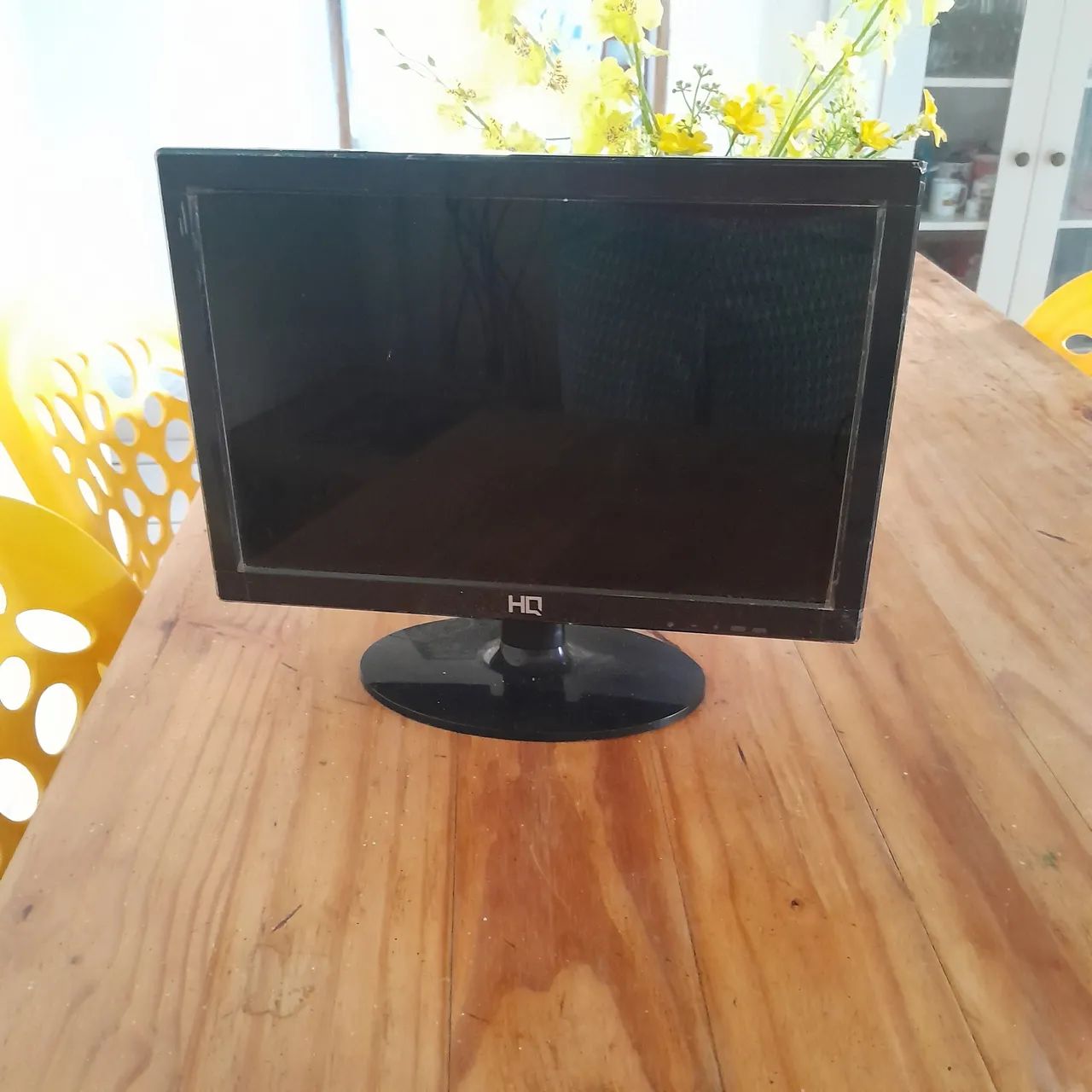 Monitor HQ HD com defeito