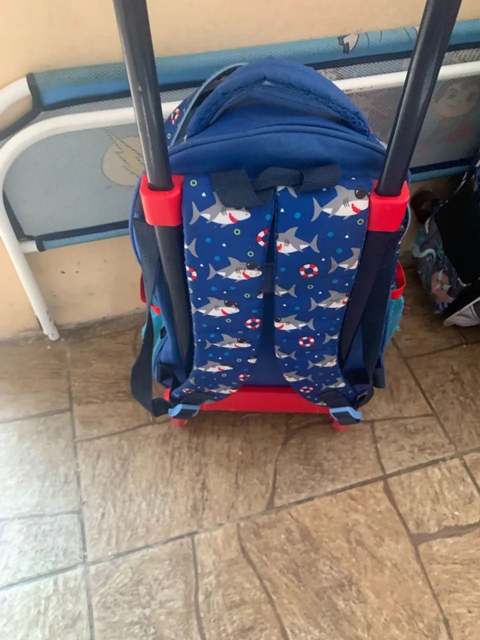 Calçados e mochila infantil  - Foto 2