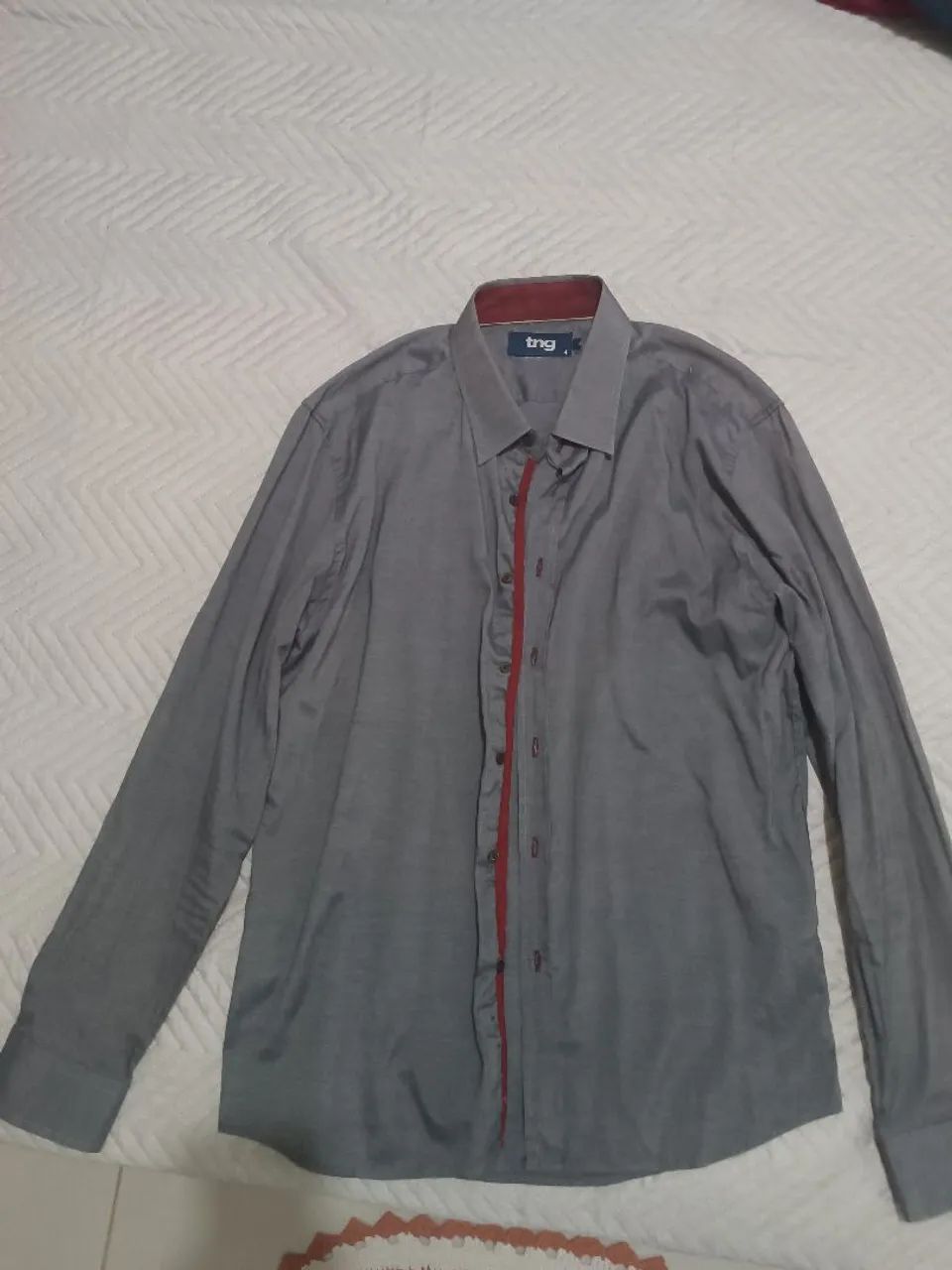 Camisa social TNG cinza Tam. 4
