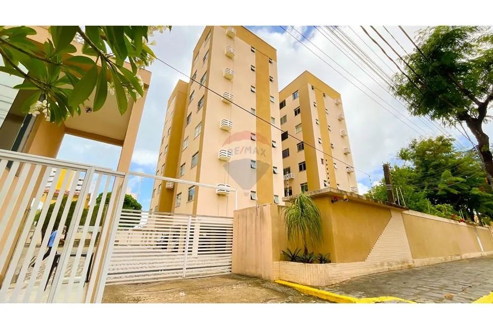 Seu refúgio em Capim Macio: Apartamento no Condomínio Sol e Mar