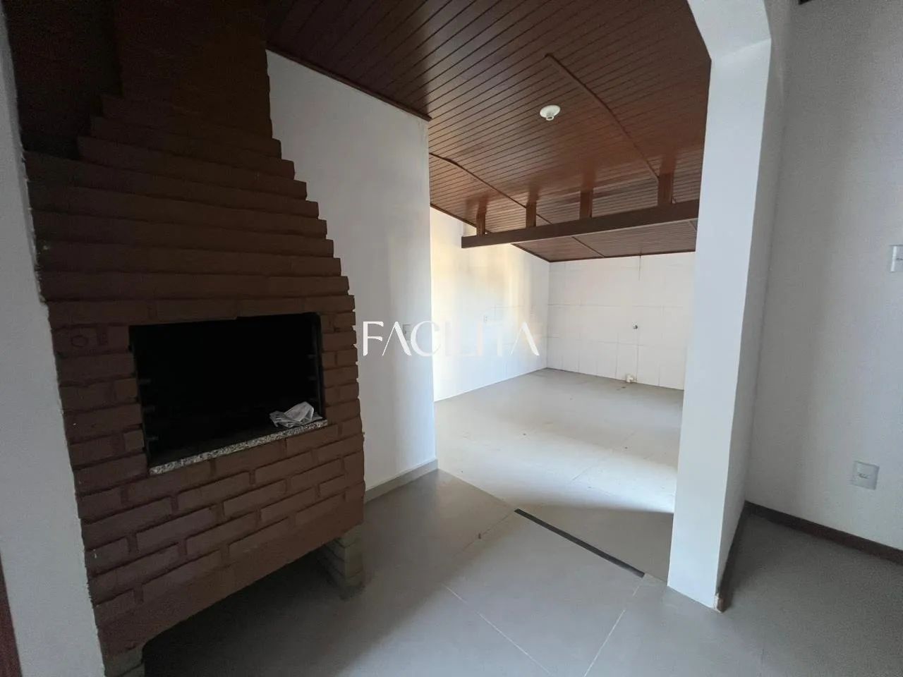 Casa com 3 quartos no bairro Carvoeira, Florianópolis - Foto 5