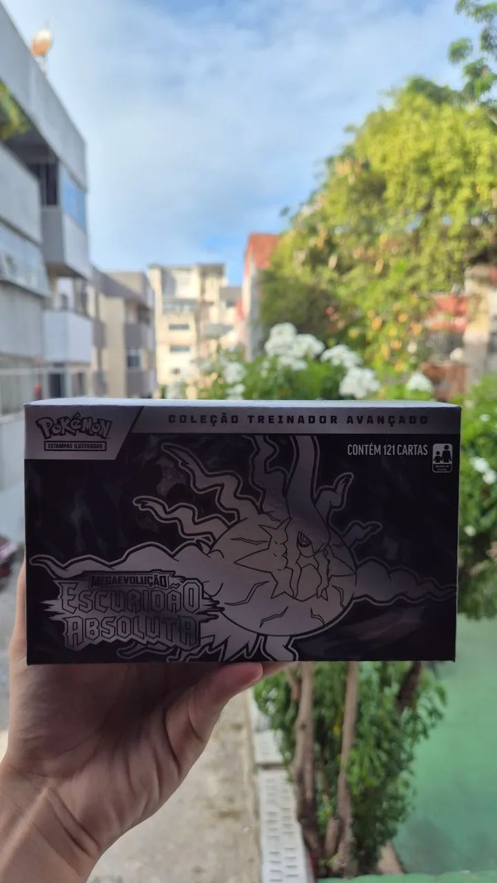 Elite Trainer Box (ETB) Pokémon TCG Escuridão Absoluta - Lacrada
