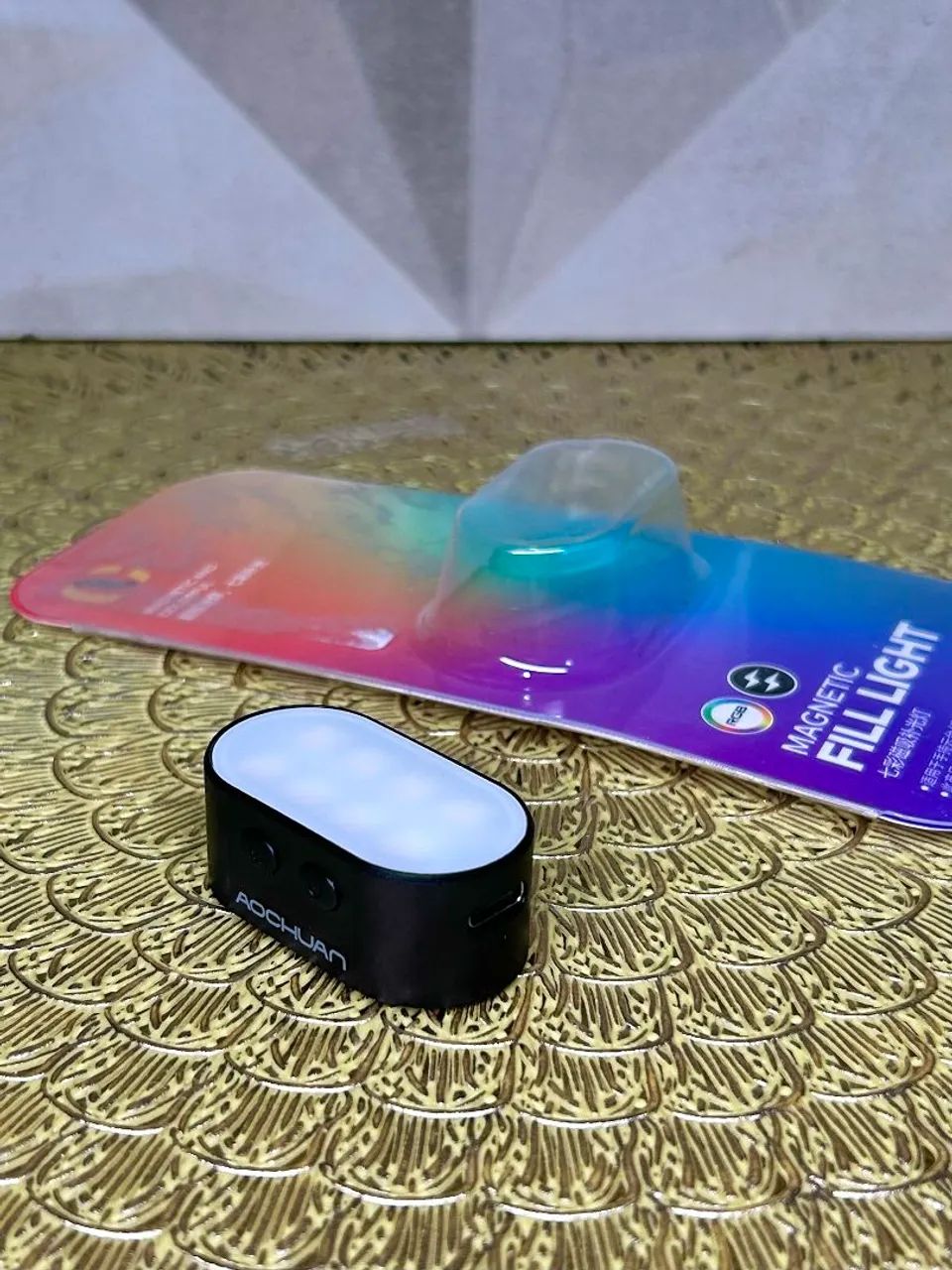 Luz de Preenchimento Magnética RGB