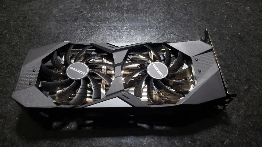 Placa de video GeForce RTX 2060 Super 8GB