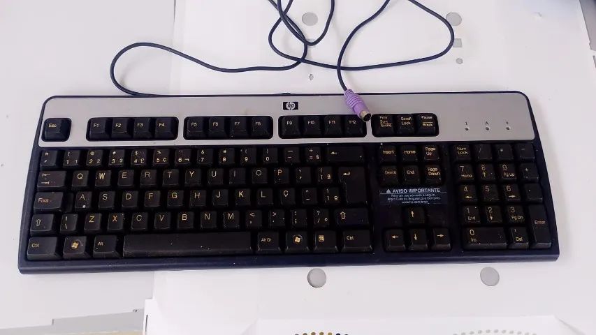 Kit c/ 3 Teclados PC ps/2 usados