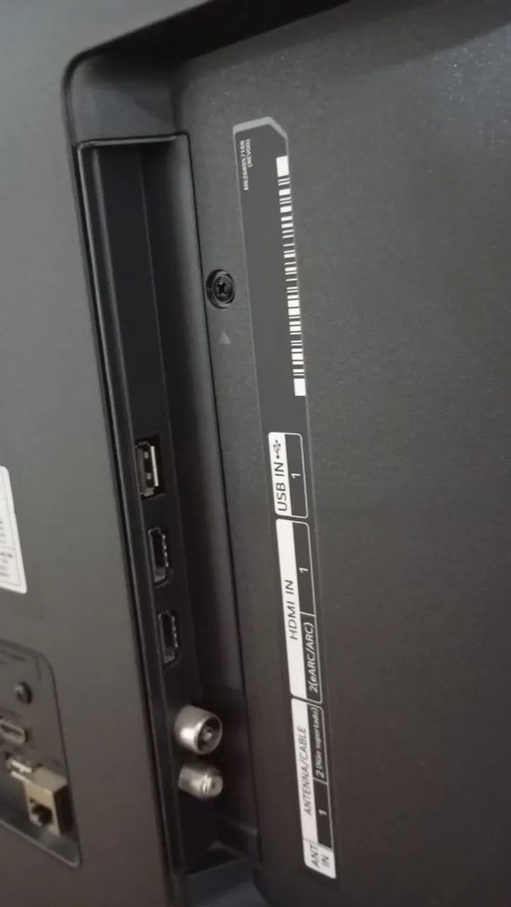 Televisão quebrada o/ retirada de peças  - Foto 5