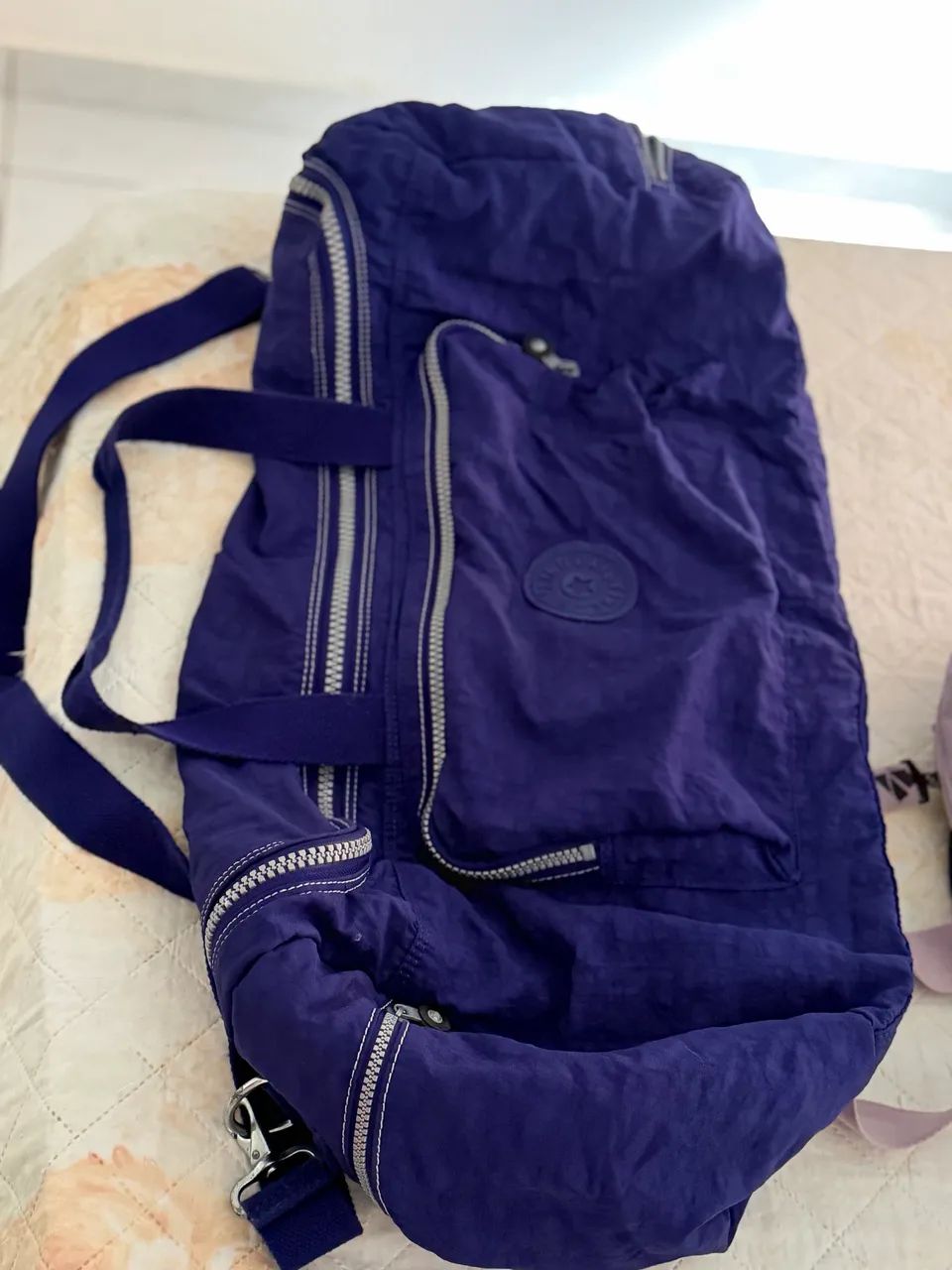 Bolsa/Mala Kipling Original - Espaçosa e Estilosa
