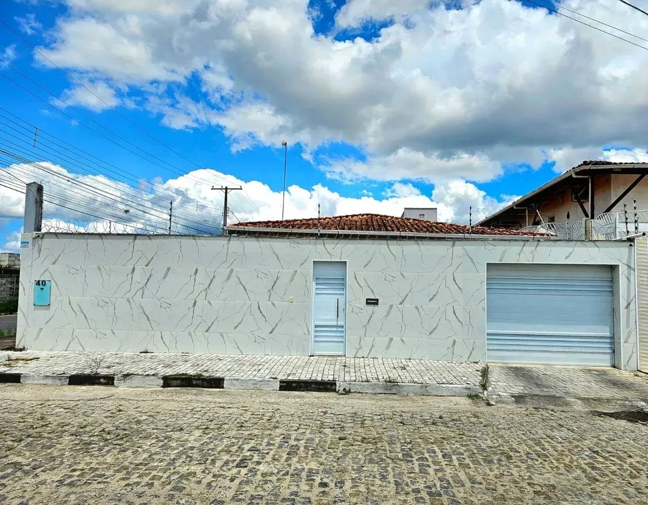 ALUGO E VENDO EXCELENTE CASA NO SIM