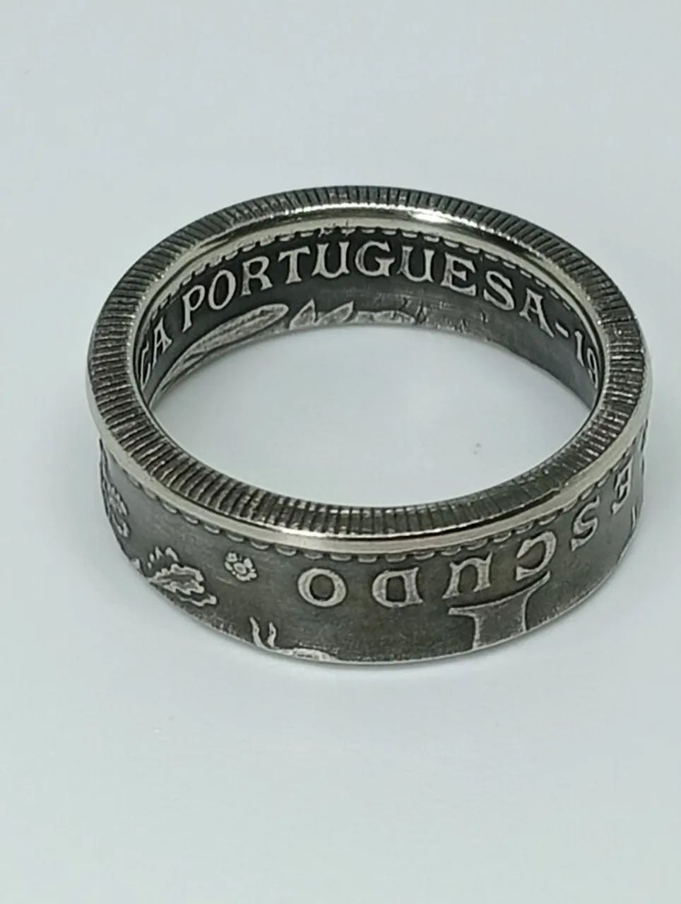 Anel aro 20 feito à mão, de uma moeda portuguesa de 1951