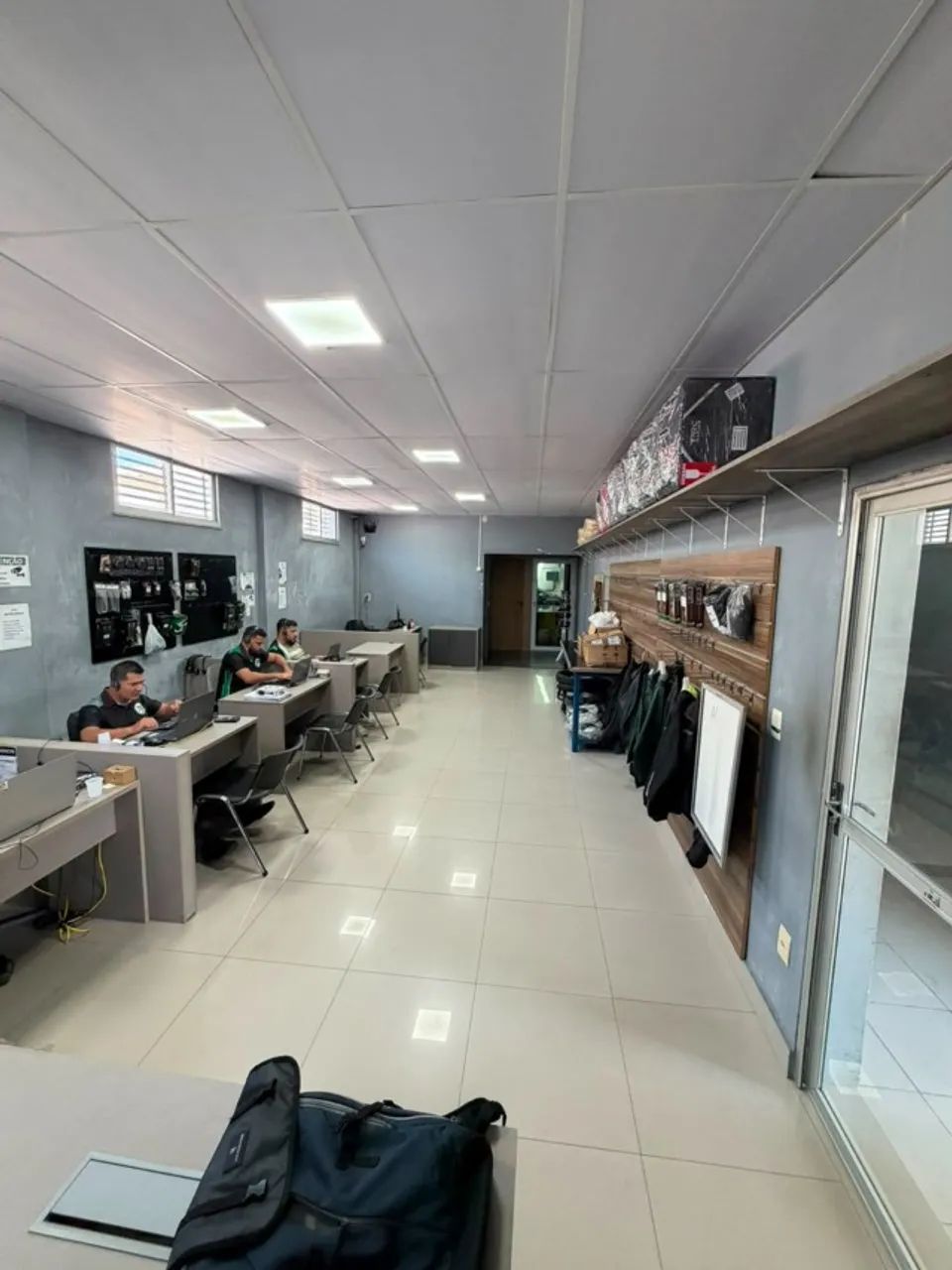 PRÉDIO EMPRESARIAL COM ESTOQUE - 1300 M² - CENTRO DE MANAUS  - Foto 2