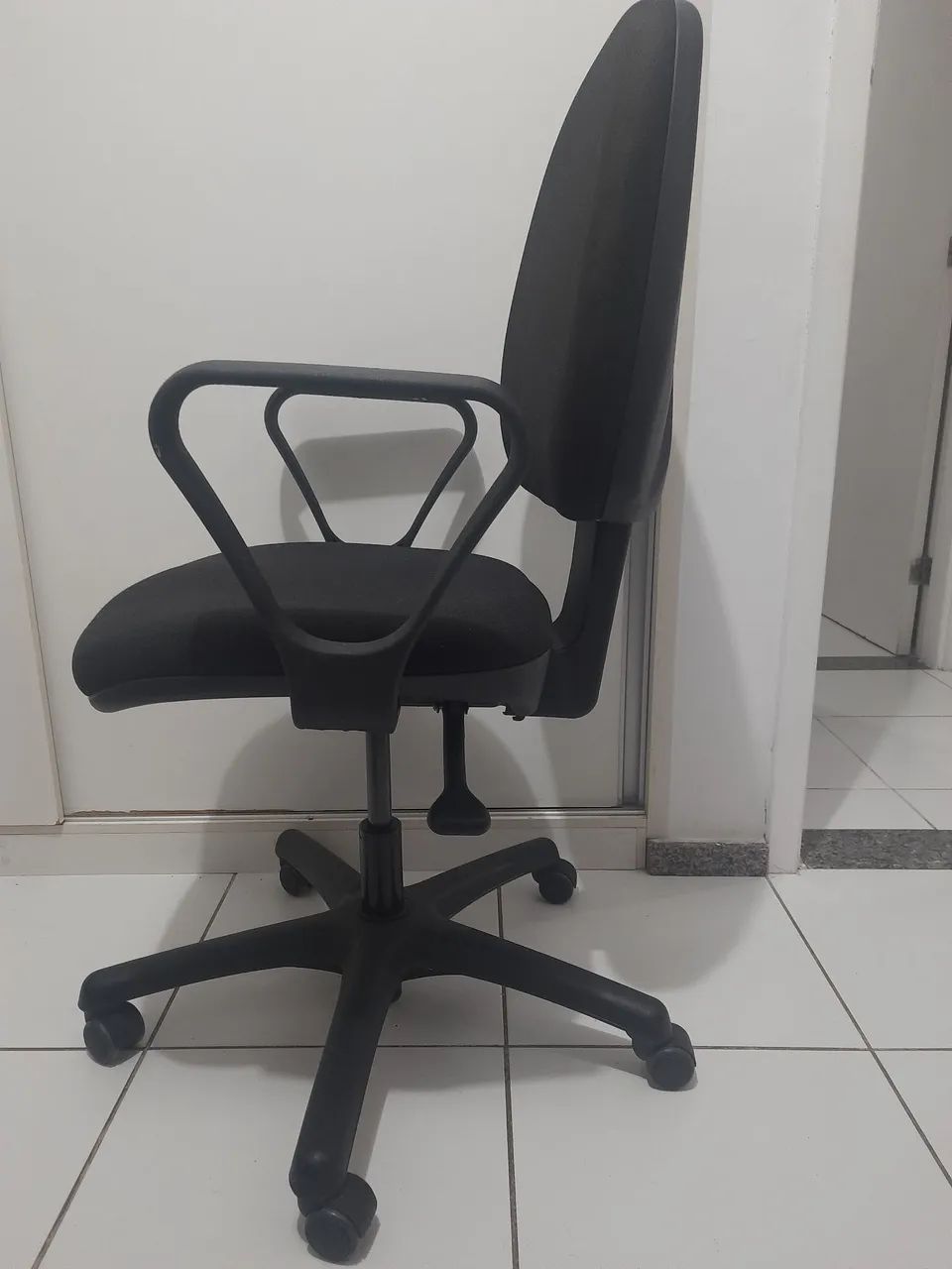 Cadeira de escritório marca Flexform  - Foto 2
