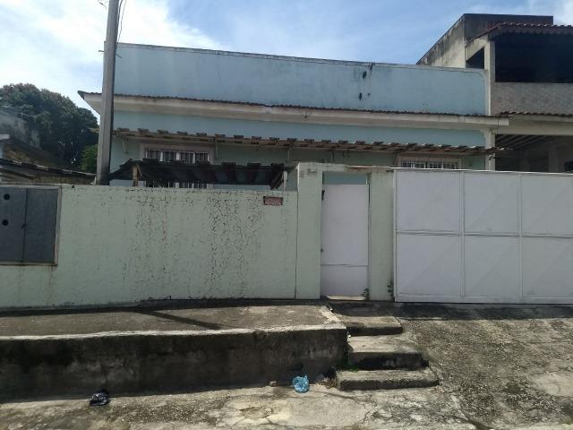 2 Casas independentes de 3 quartos cada, quintal e garagem em Éden, São João de Meriti