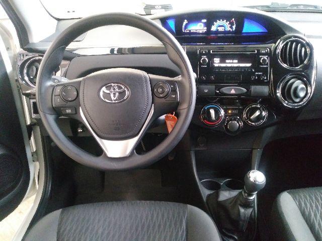 Toyota Etios - Foto 5