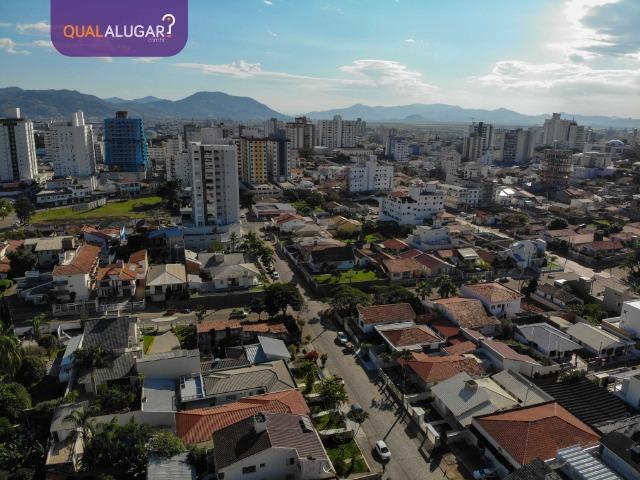 Casa com 6 quartos e 259 m² no Centro de Tubarão - Foto 17