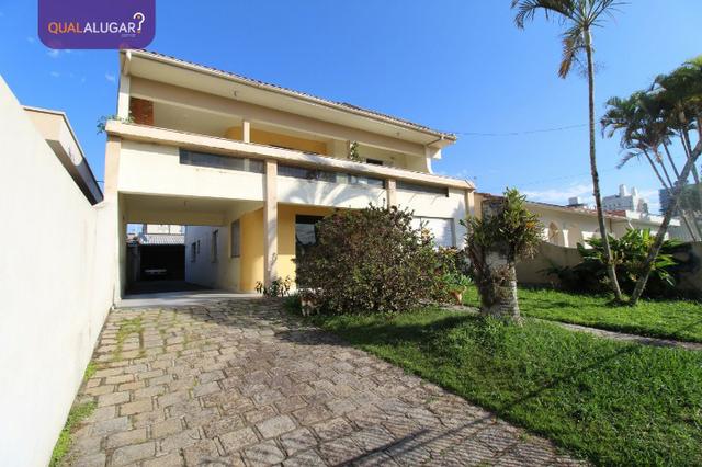 Casa com 6 quartos e 259 m² no Centro de Tubarão