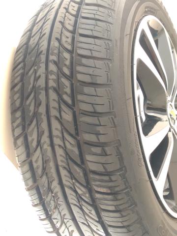 Rodões Aro 14 com 4 Pneus Novos - Foto 2