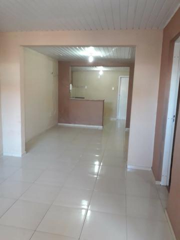 Alugo casa no Álvaro Weyne com 03 quartos - Foto 8