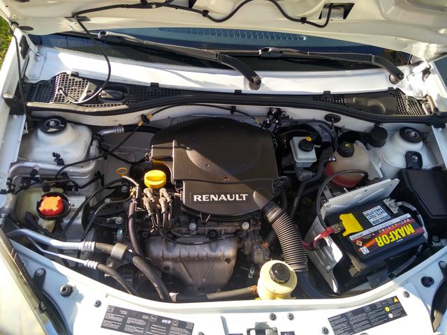 Sandero Branco 2009