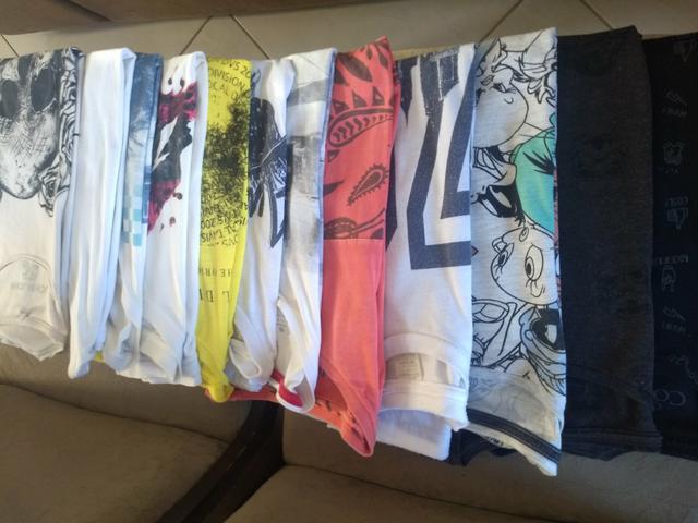 Lote de camisetas - Foto 2