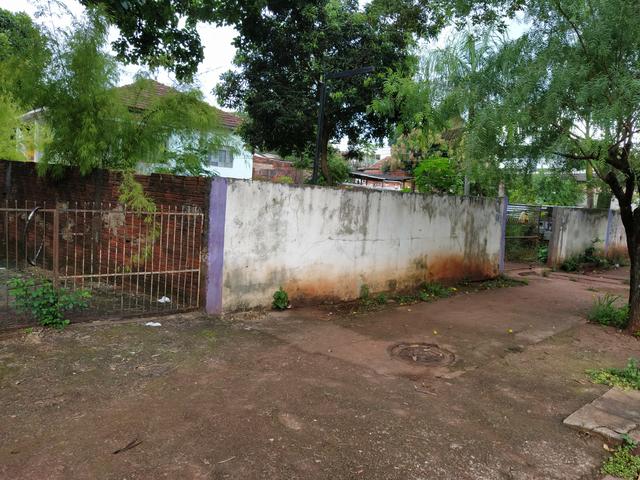 Vendo uma propriedade de 1.085 m2 na zona 06 de Maringá pr - Foto 4