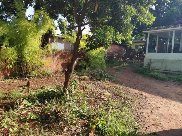 Vendo uma propriedade de 1.085 m2 na zona 06 de Maringá pr