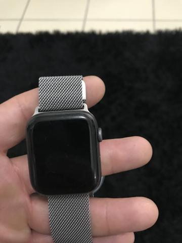 Apple Watch 4 - Foto 2