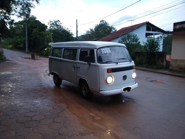 Kombi Lotação 1.6 MPi 2003