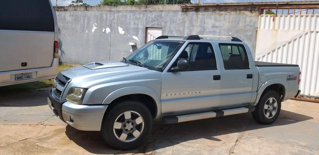 S10 ano 2011 traçada 4x4 - Foto 2