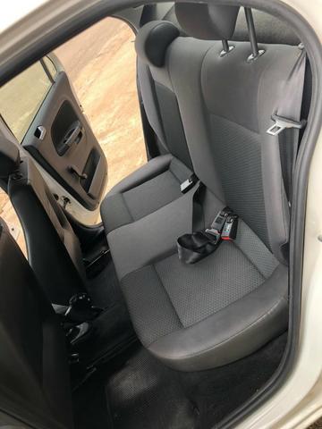 Volkswagen - Voyage MSI - 2017 - Foto 9