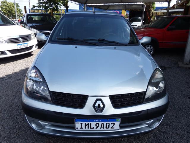 Clio sedan Privilege 1.0 completo ano 2005 - Foto 5