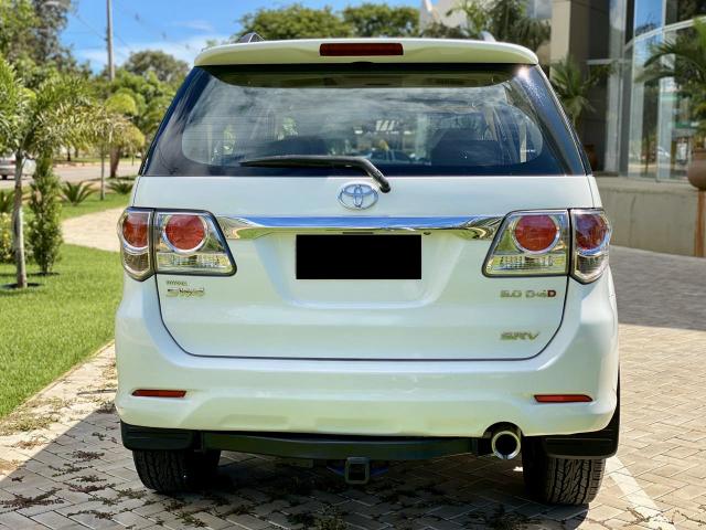 Toyota Hilux Sw4 - Srv 3.0 4x4 - 7 lugares - 2013/2014- muito conservada - Foto 5