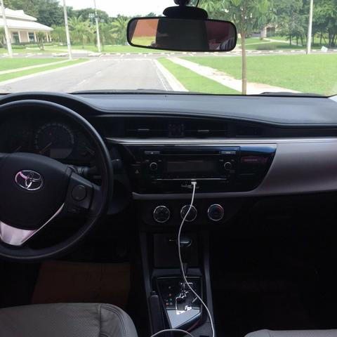 Vende-se Corolla GLI 1.8/2015 - Foto 8