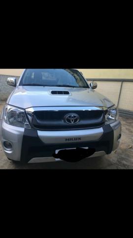 Hilux 2011 nova só andou em asfalto, IPVA e doc todo pago 2020