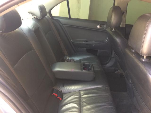 Mitsubishi Lancer - Foto 4