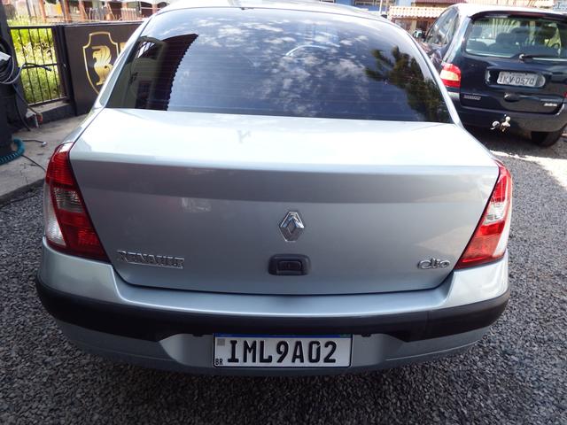 Clio sedan Privilege 1.0 completo ano 2005 - Foto 6