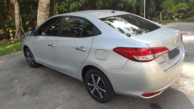 TOYOTA YARIS XLS SEDAN 2019