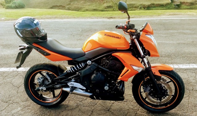 KAWASAKI ER6N 650 2010