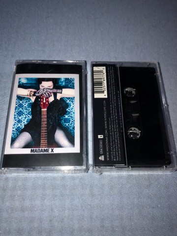 Madonna madame x k7 preta LEIA - Foto 2