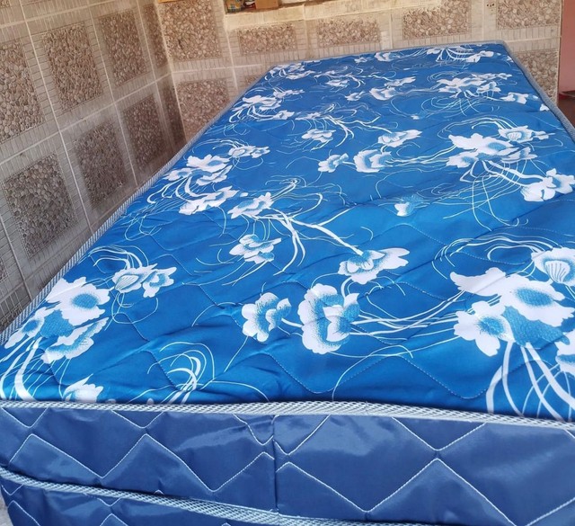 Cama box solteirão de fábrica 