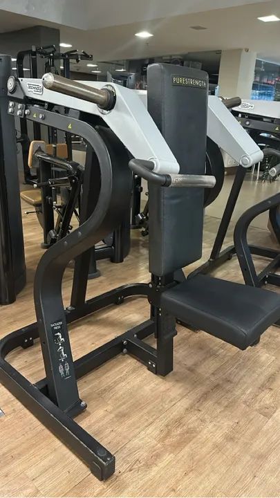 Shoulder Press Purestrength Technogym máquina de desenvolvimento 