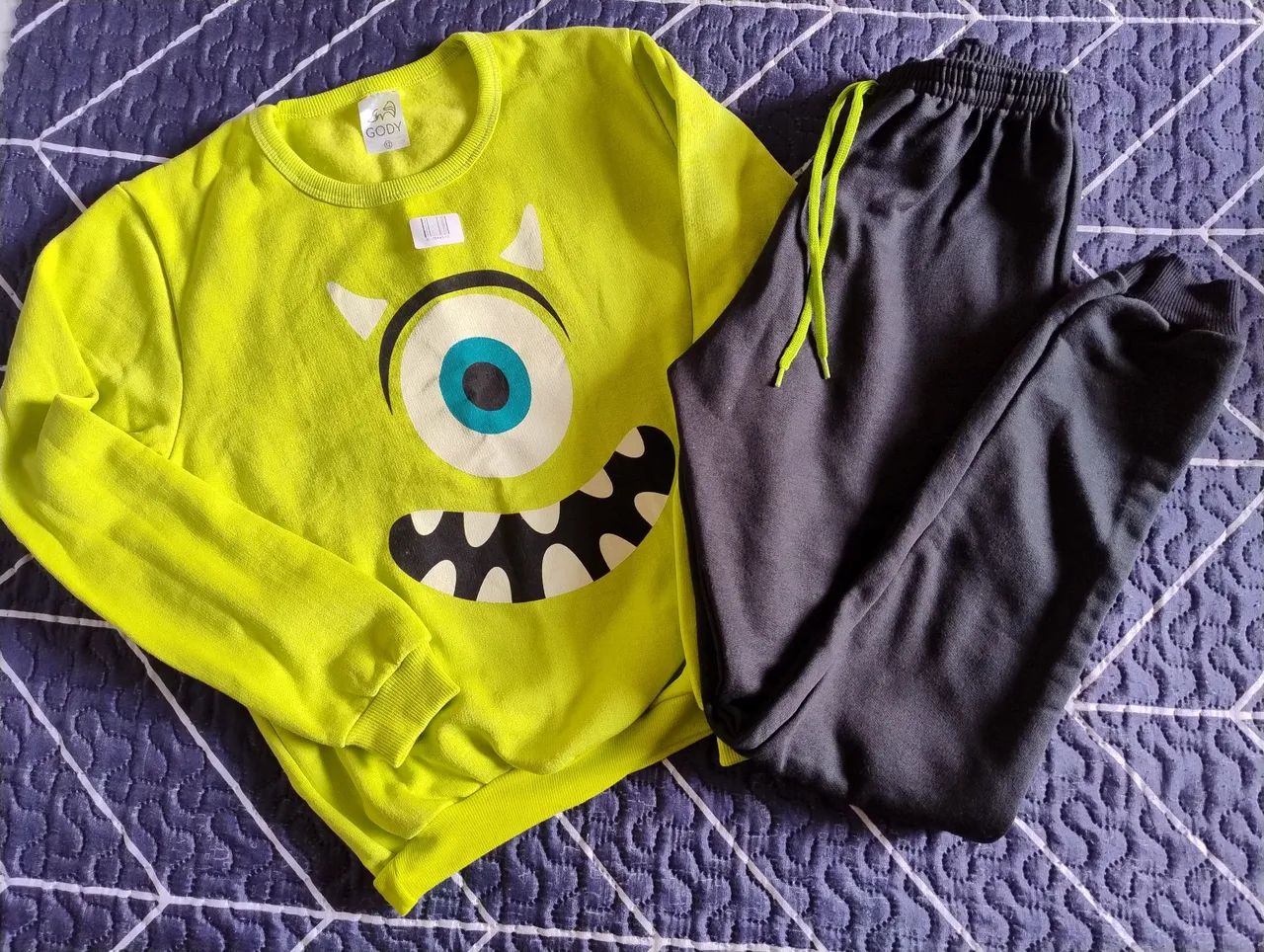 Conjunto de moletom pelúcia do Infantil - Menino - Monstros SA