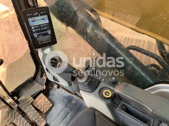 escavadeira florestal caterpillar 336 com garra florestal e cabine pantográfica - Foto 5