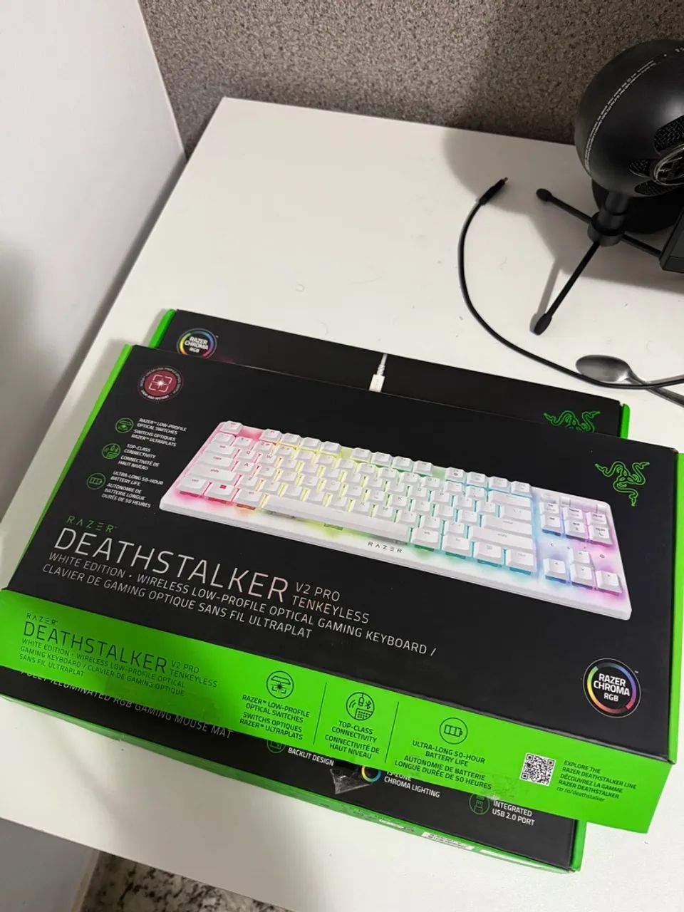 Razer DeathStalker V2 Pro