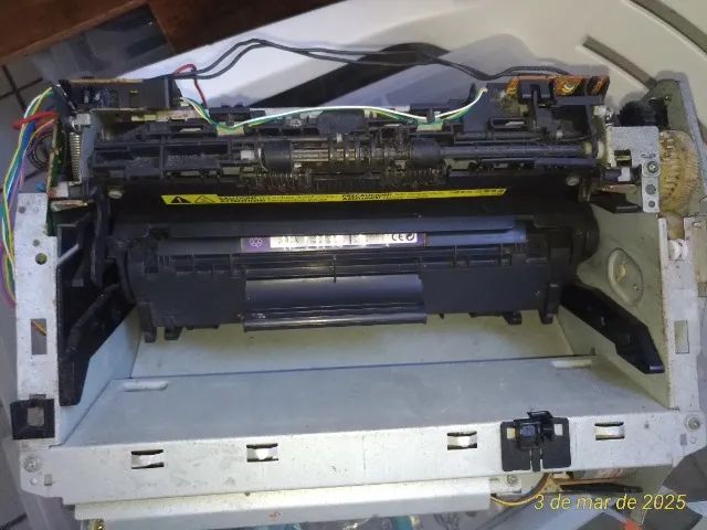 Impressora HP Laserjet 1020 - para retirar peças - Foto 5