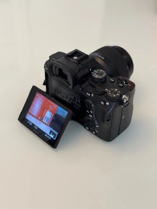 Câmera Sony Alpha 7 III - Foto 5